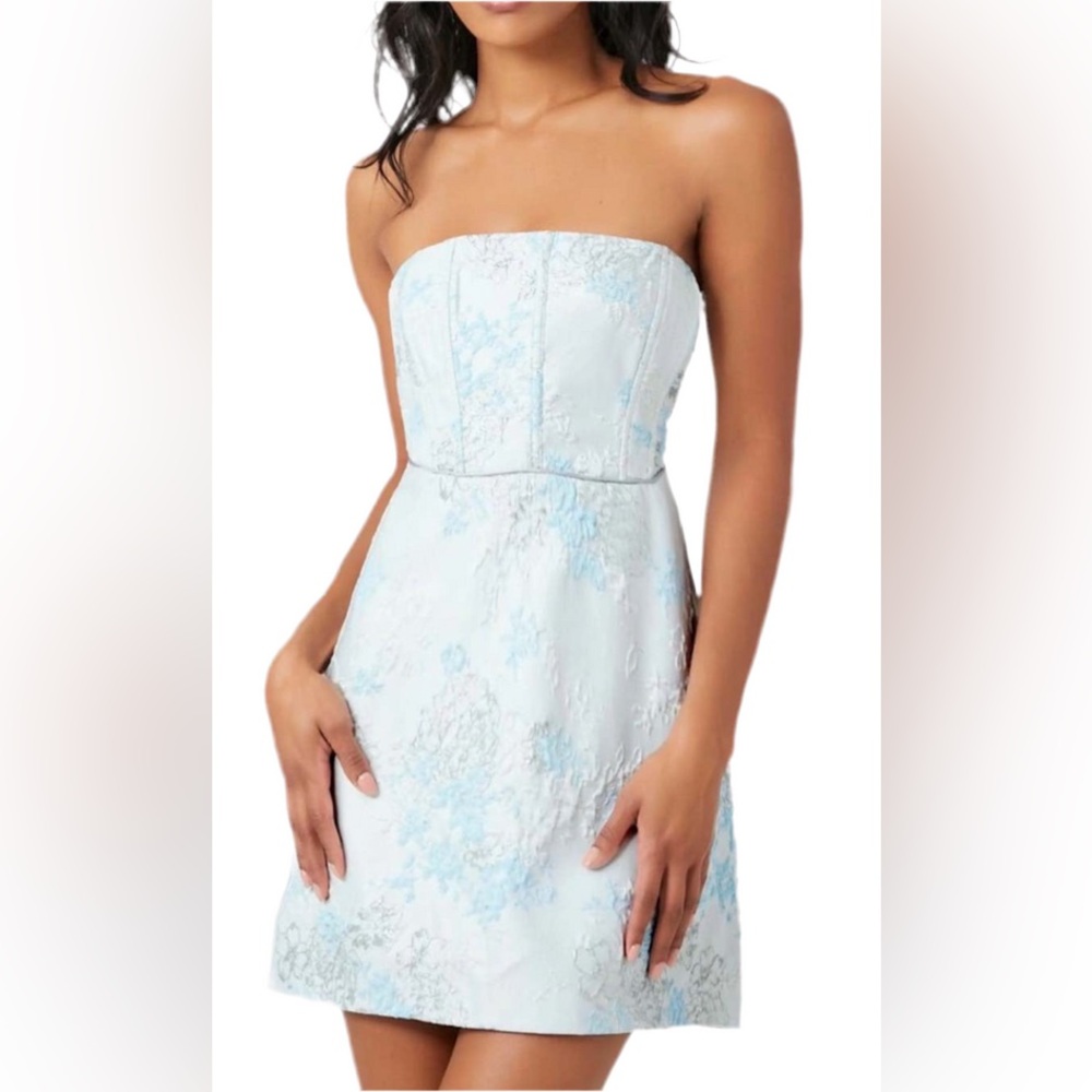 Forever 21 Strapless White and Blue Dress